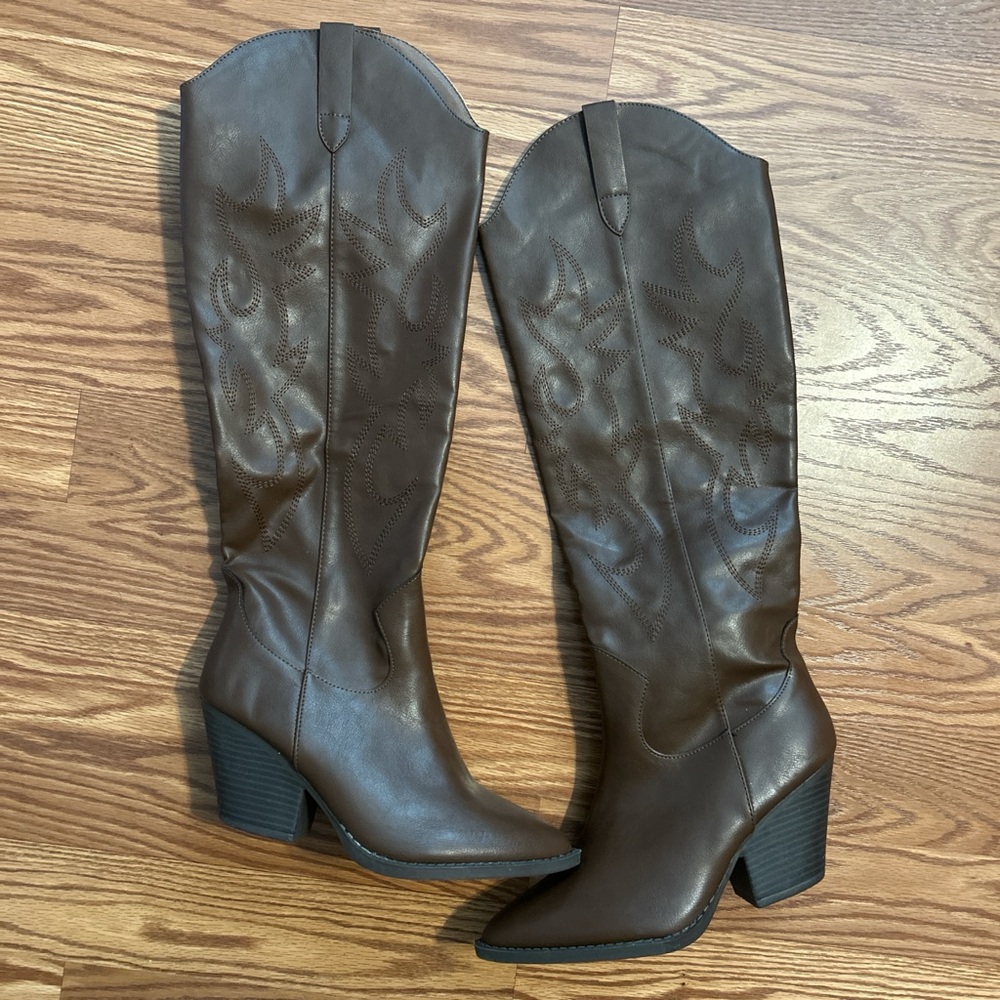 Brown Western-Style Women's Boots